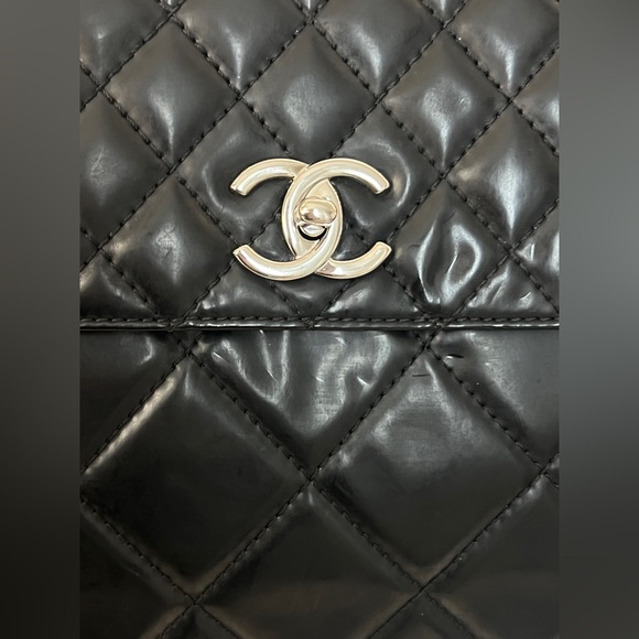 CHANEL In the Business Flap Bag - Picture 15 of 16